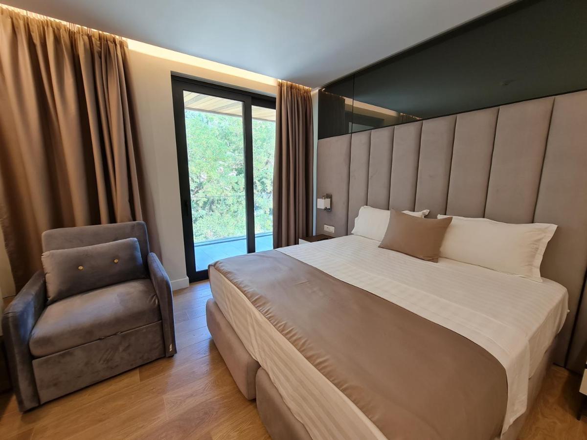 Hotel Aross Kanine Exteriér fotografie